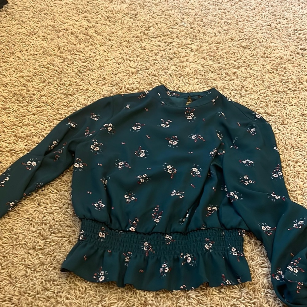 size 2 Divided by H&M top